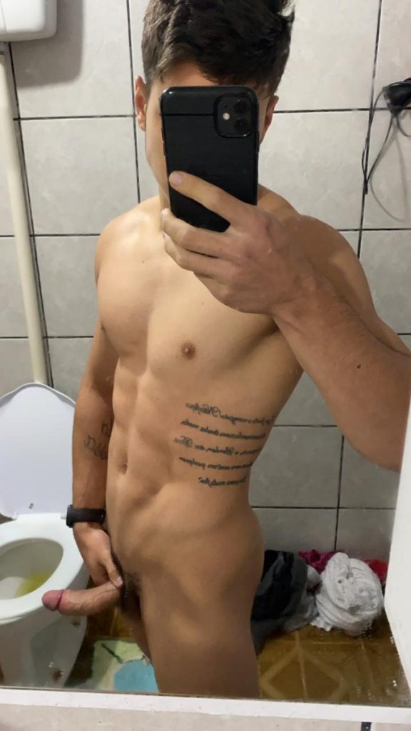 V Rias Fotos De Famosos Pelados Mostrando O P Nis Blog Famosos Nus